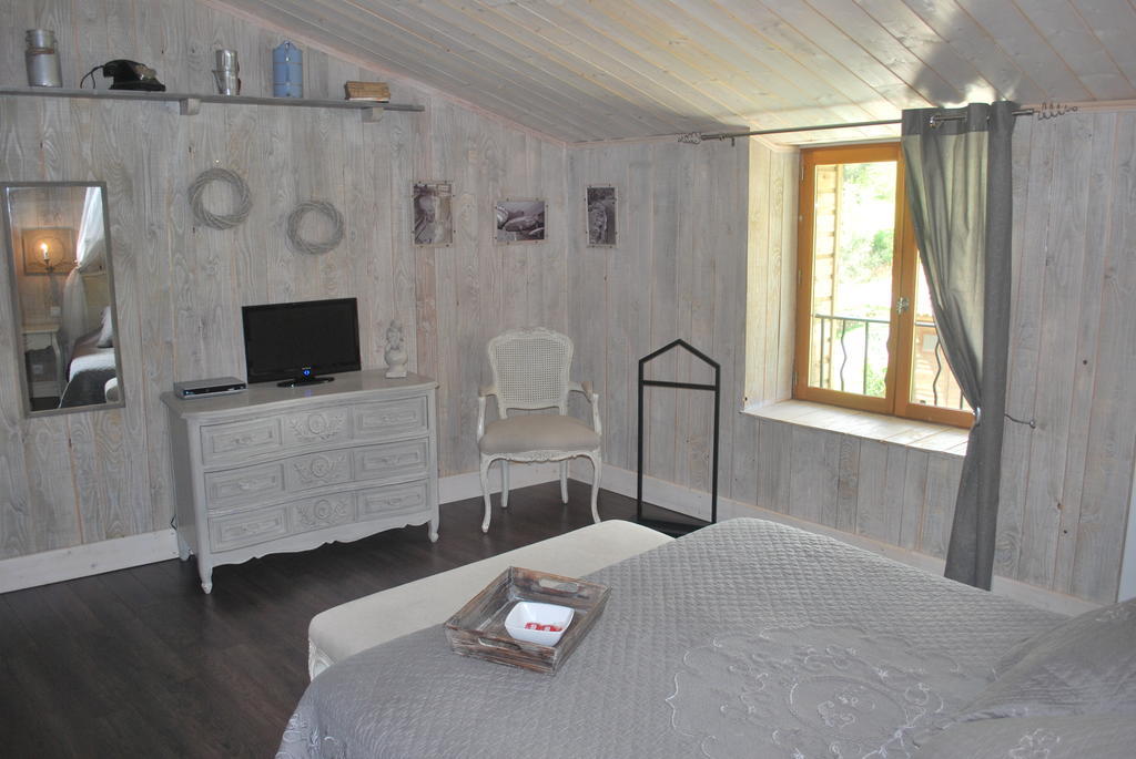 Le Moulin De La Fortie, Maison D'Hotes Viscomtat Room photo